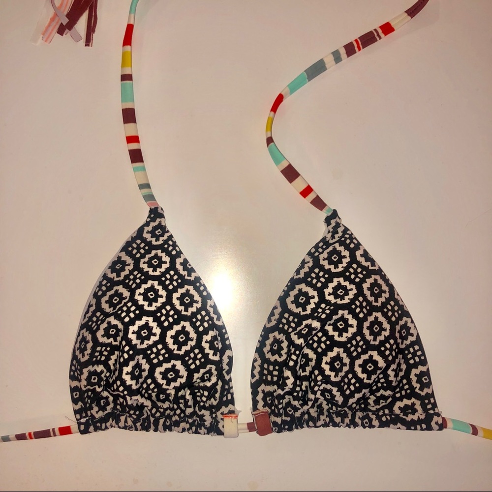 Aeropostale Swim Top
